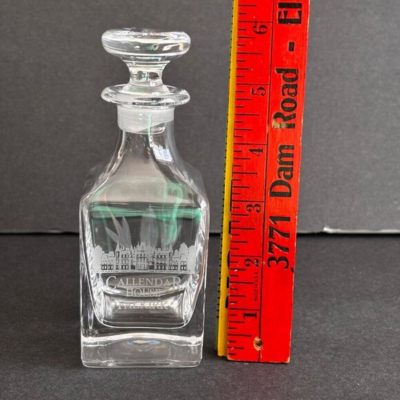 Mini Crystal Decanter Callendar House Falkirk 5.75" Mansion Outlander Scotland - Picture 1 of 7